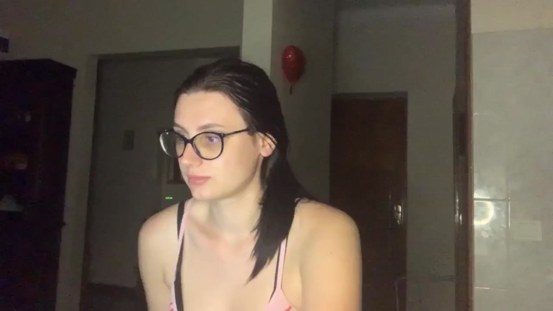 Gallery image thumbnail from PotatoChipss's myfreecams stream on, 08/16/2024, 22:02 image 10 of 20