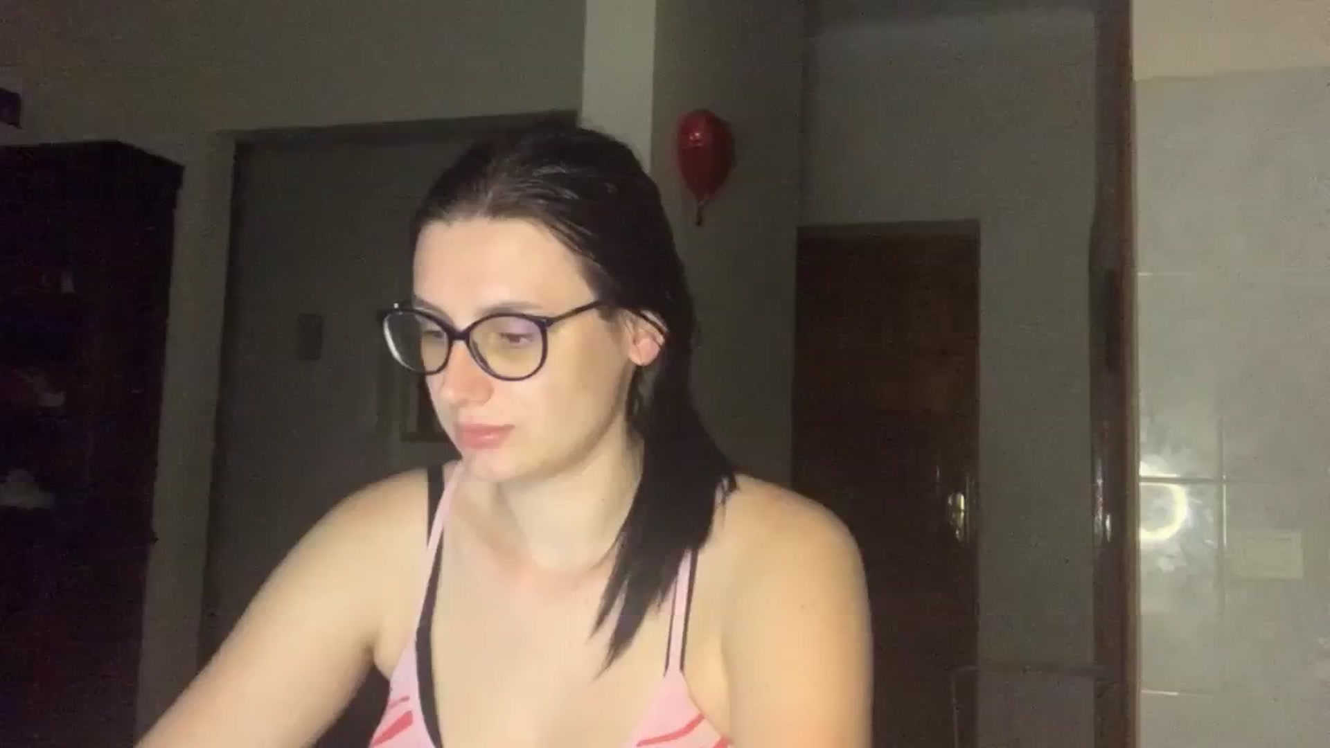 Gallery image thumbnail from PotatoChipss's myfreecams stream on, 08/16/2024, 22:02 image 1 of 20