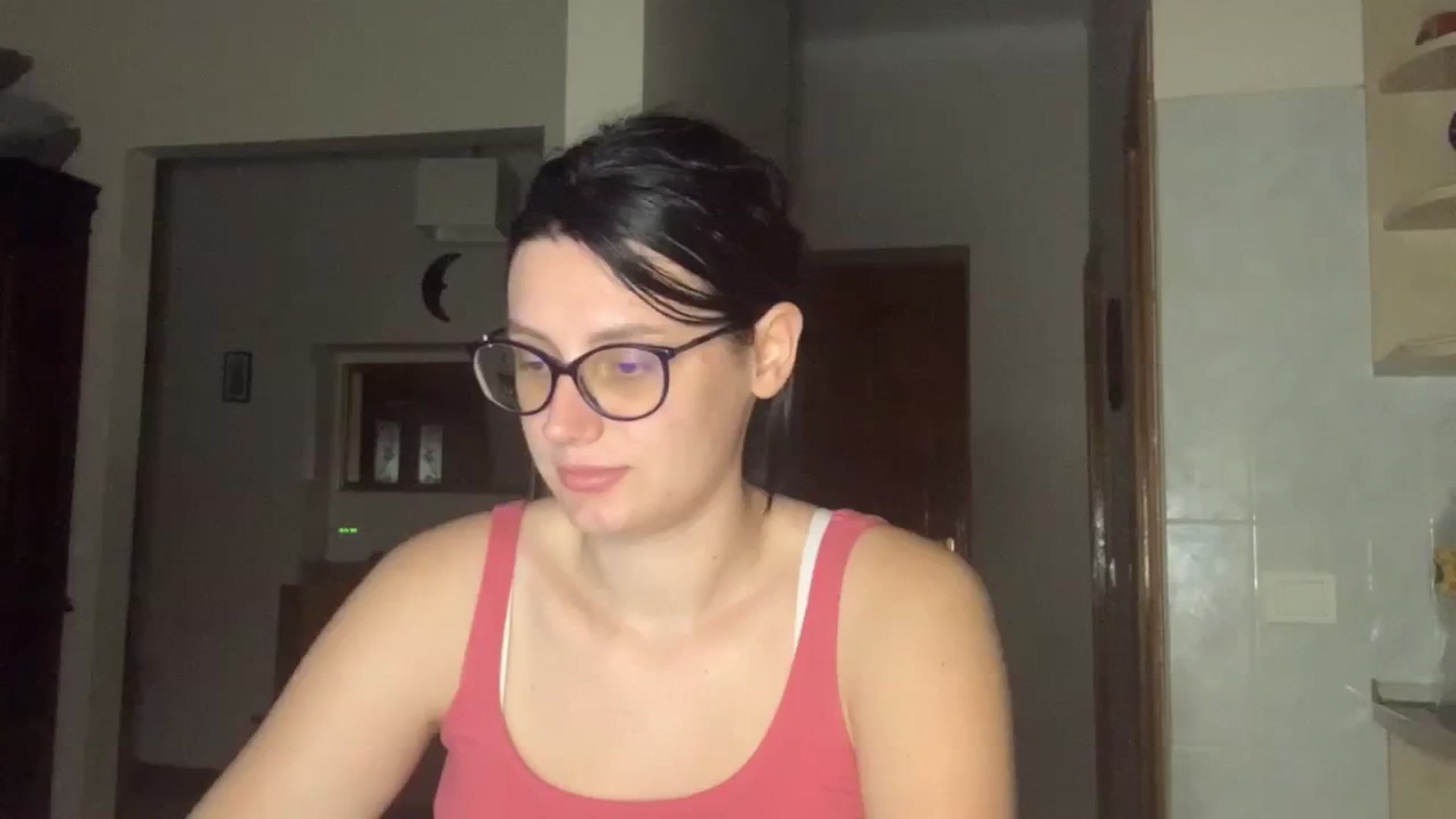 Gallery image thumbnail from PotatoChipss's myfreecams stream on, 08/23/2024, 21:26 image 9 of 20