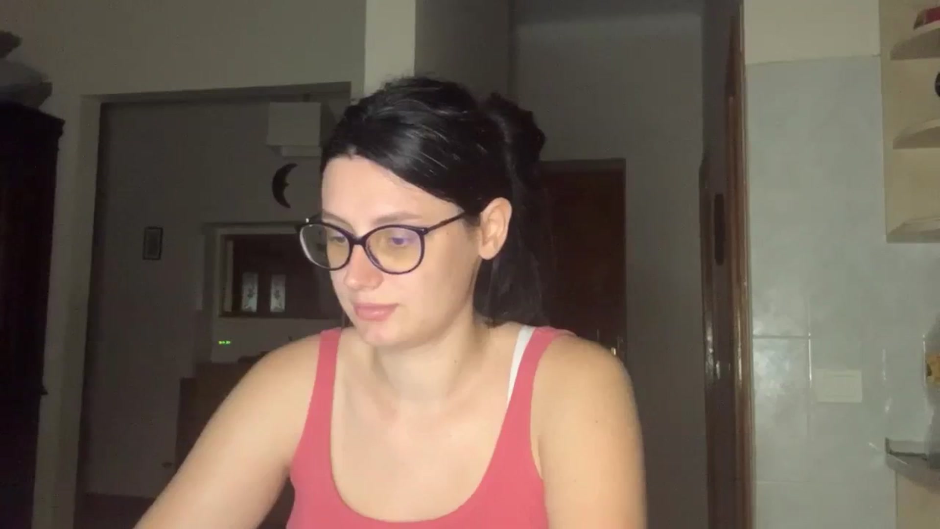 Gallery image thumbnail from PotatoChipss's myfreecams stream on, 08/23/2024, 21:26 image 16 of 20