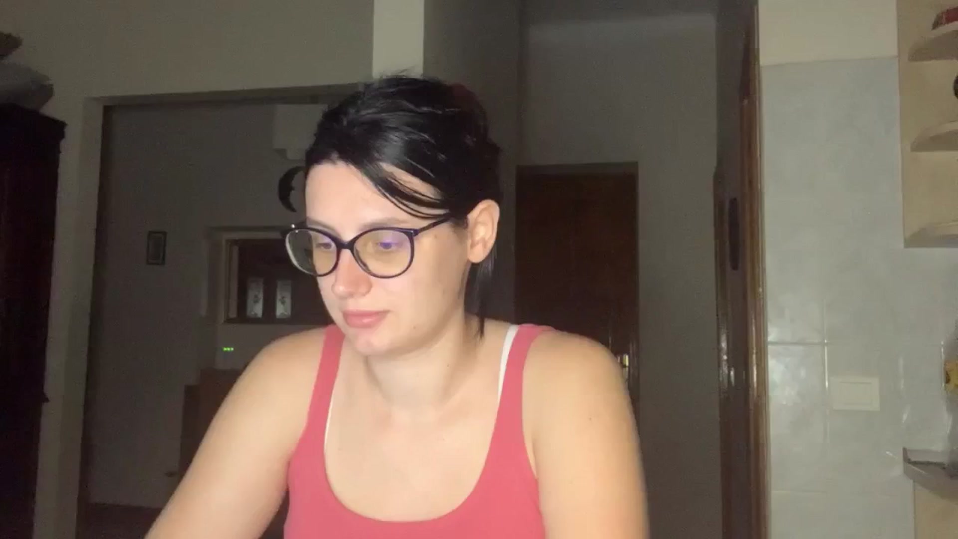 Gallery image thumbnail from PotatoChipss's myfreecams stream on, 08/23/2024, 21:26 image 4 of 20