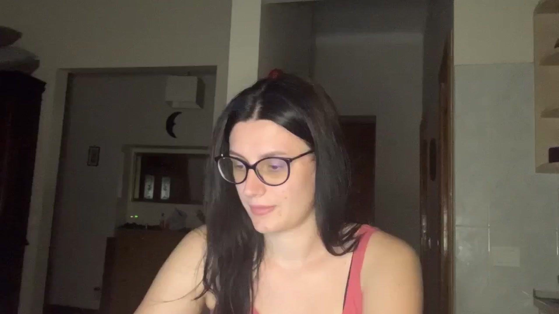 Gallery image thumbnail from PotatoChipss's myfreecams stream on, 08/29/2024, 21:19 image 17 of 20
