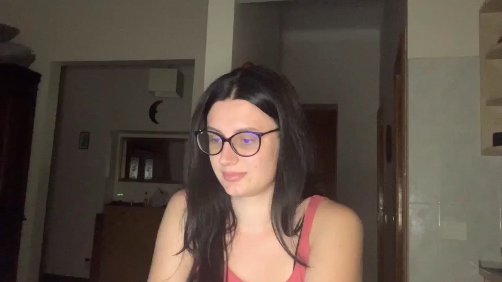 Gallery image thumbnail from PotatoChipss's myfreecams stream on, 08/29/2024, 21:19 image 19 of 20