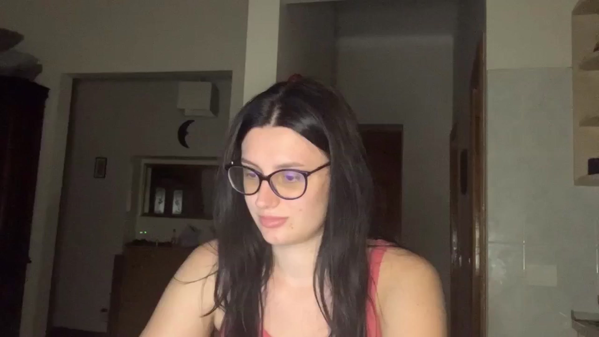 Gallery image thumbnail from PotatoChipss's myfreecams stream on, 08/29/2024, 21:19 image 13 of 20