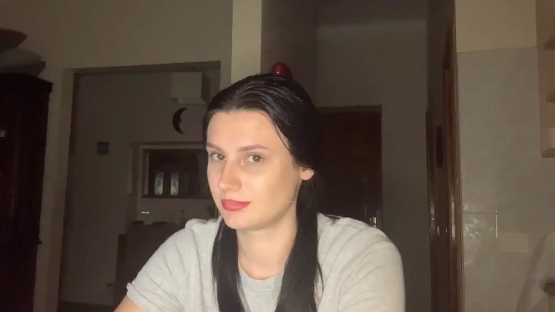 Gallery image thumbnail from PotatoChipss's myfreecams stream on, 09/13/2024, 21:15 image 19 of 20