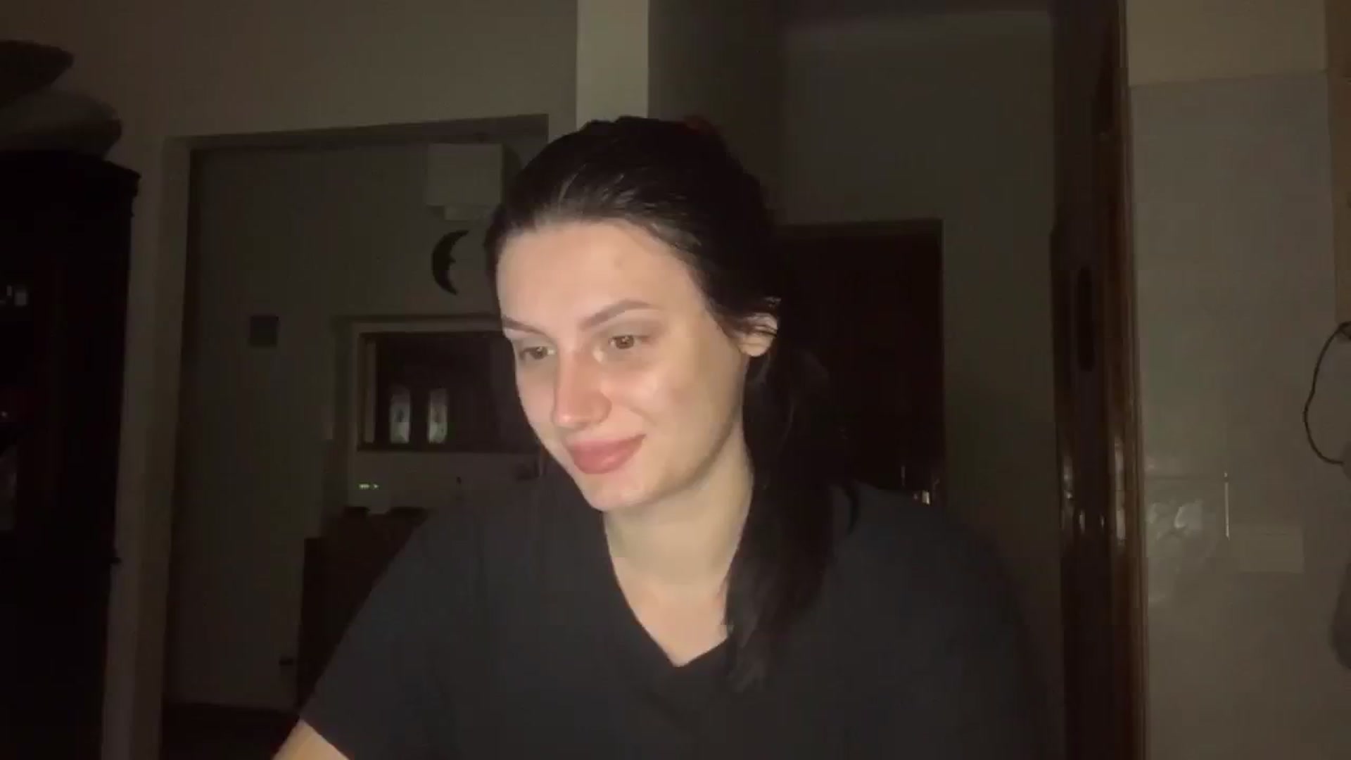 Gallery image thumbnail from PotatoChipss's myfreecams stream on, 09/17/2024, 04:30 image 17 of 20