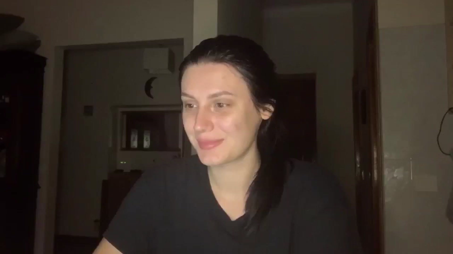 Gallery image thumbnail from PotatoChipss's myfreecams stream on, 09/17/2024, 04:30 image 15 of 20