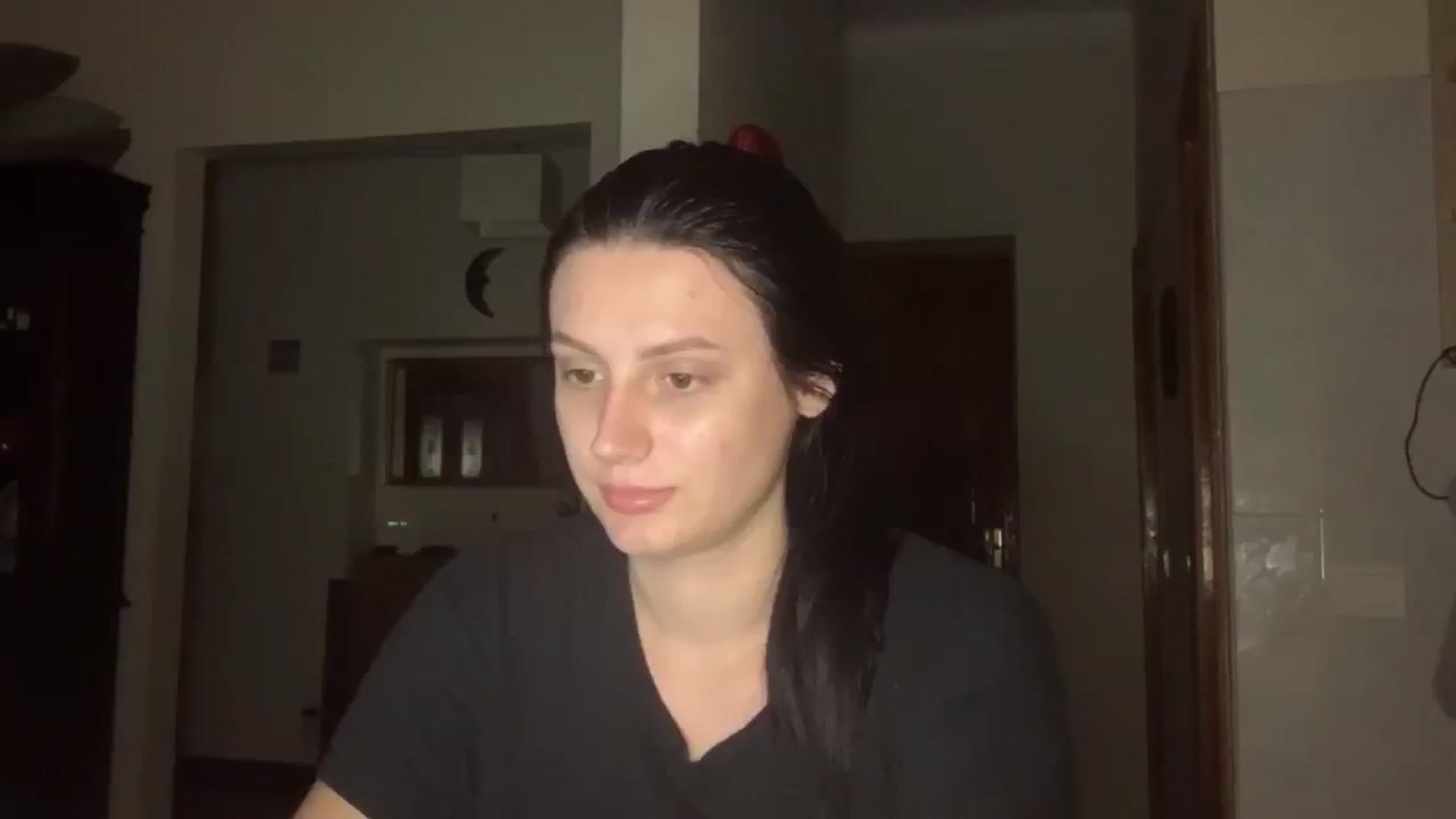 Gallery image thumbnail from PotatoChipss's myfreecams stream on, 09/17/2024, 05:02 image 12 of 20