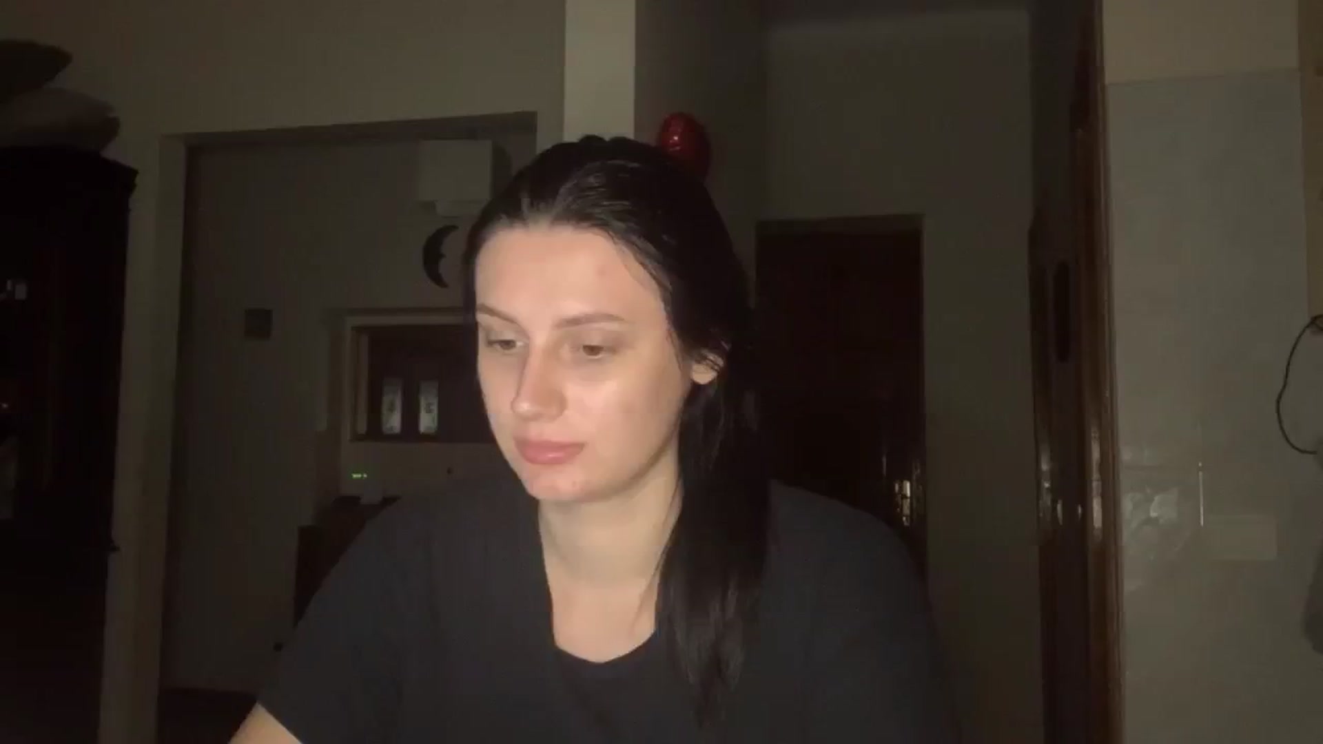 Gallery image thumbnail from PotatoChipss's myfreecams stream on, 09/17/2024, 05:31 image 15 of 20