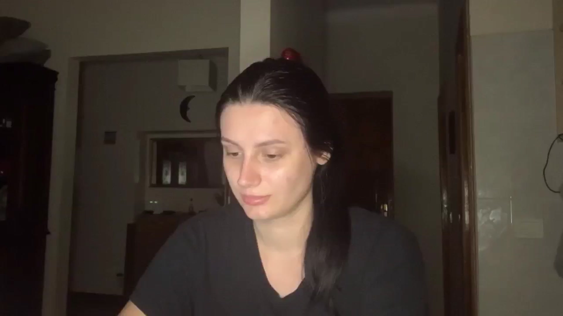 Gallery image thumbnail from PotatoChipss's myfreecams stream on, 09/17/2024, 05:31 image 1 of 20