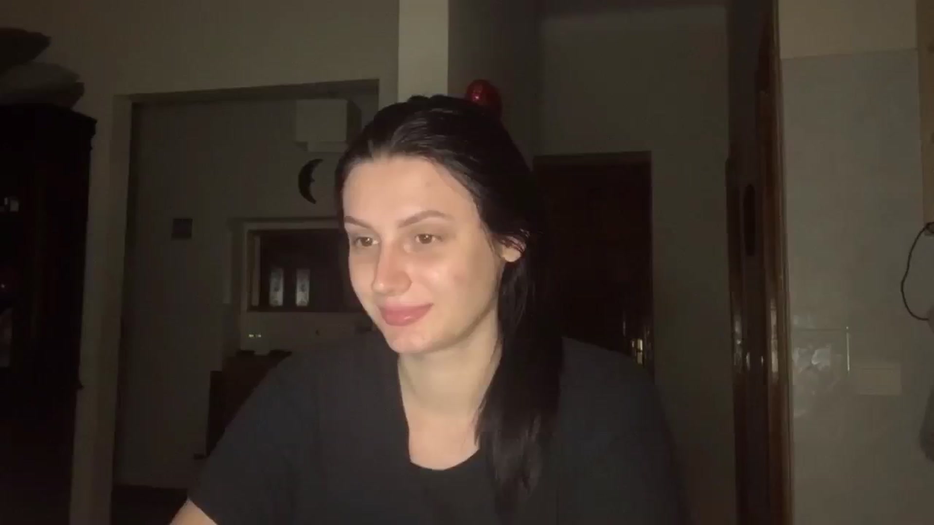 Gallery image thumbnail from PotatoChipss's myfreecams stream on, 09/17/2024, 05:31 image 16 of 20