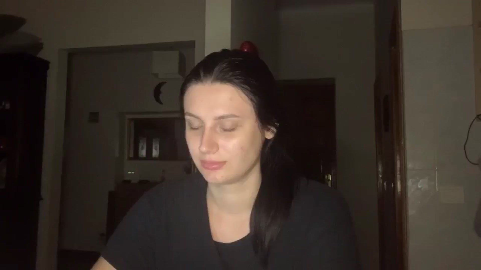 Gallery image thumbnail from PotatoChipss's myfreecams stream on, 09/17/2024, 05:31 image 6 of 20