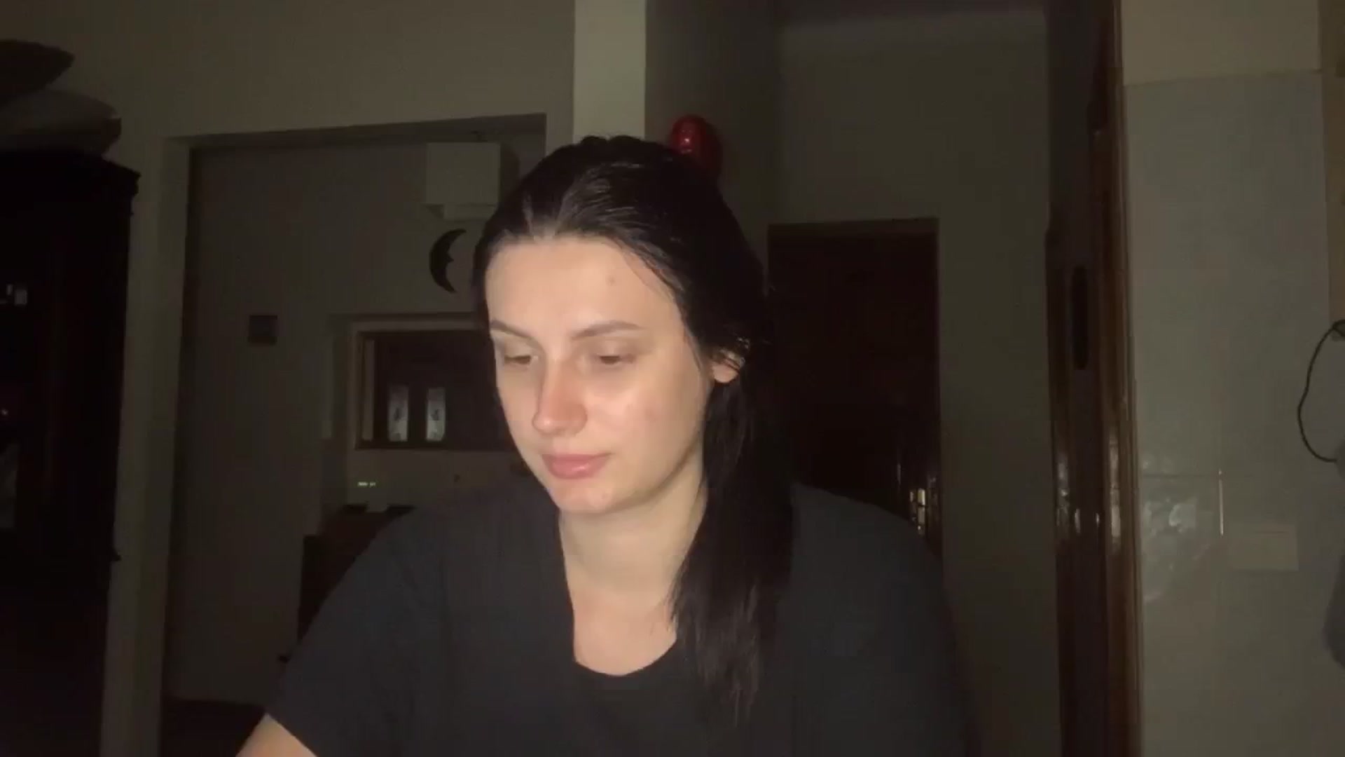 Gallery image thumbnail from PotatoChipss's myfreecams stream on, 09/17/2024, 05:31 image 17 of 20