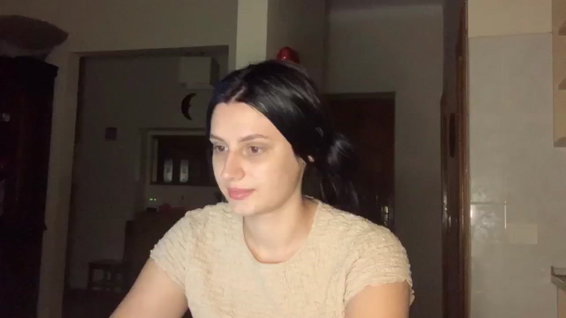 Gallery image thumbnail from PotatoChipss's myfreecams stream on, 10/14/2024, 17:14 image 8 of 20