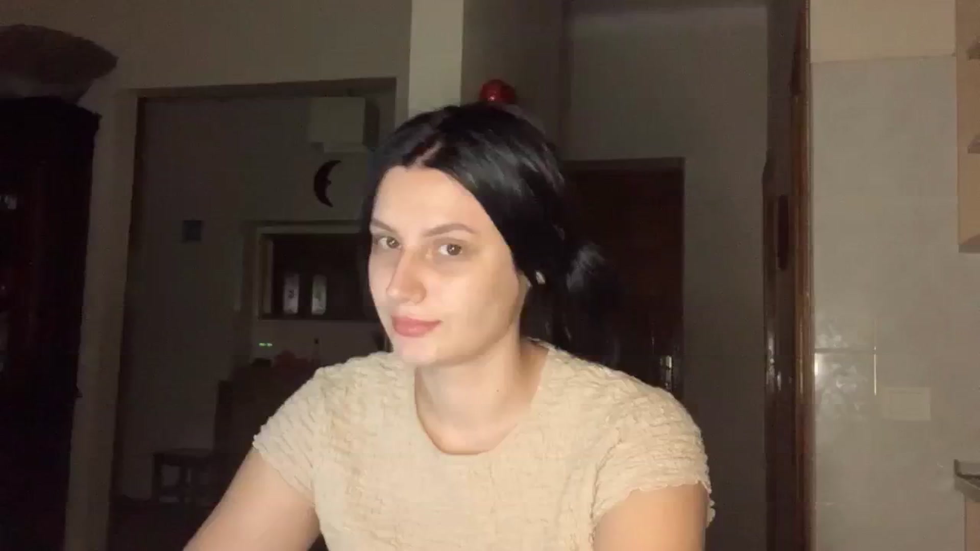 Gallery image thumbnail from PotatoChipss's myfreecams stream on, 10/14/2024, 17:14 image 6 of 20