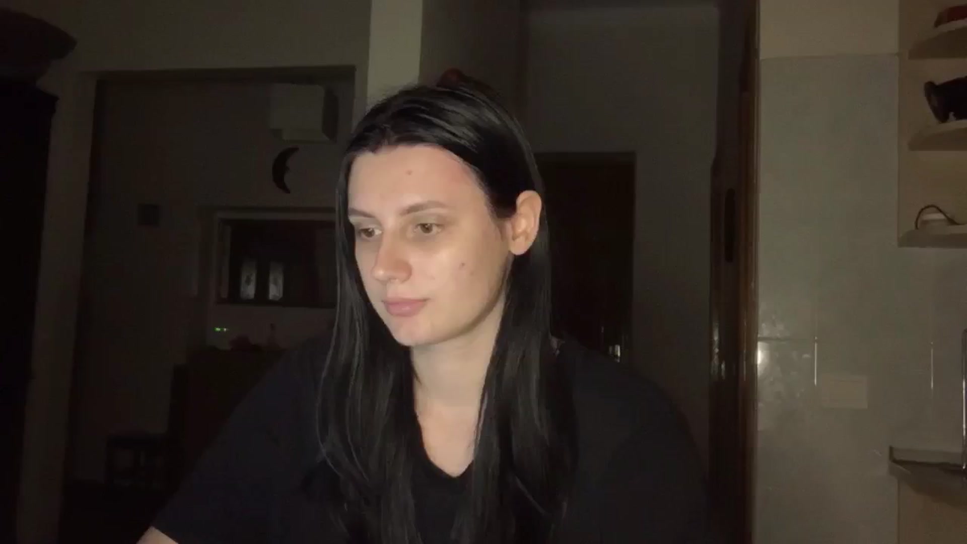 Gallery image thumbnail from PotatoChipss's myfreecams stream on, 10/18/2024, 21:54 image 14 of 20