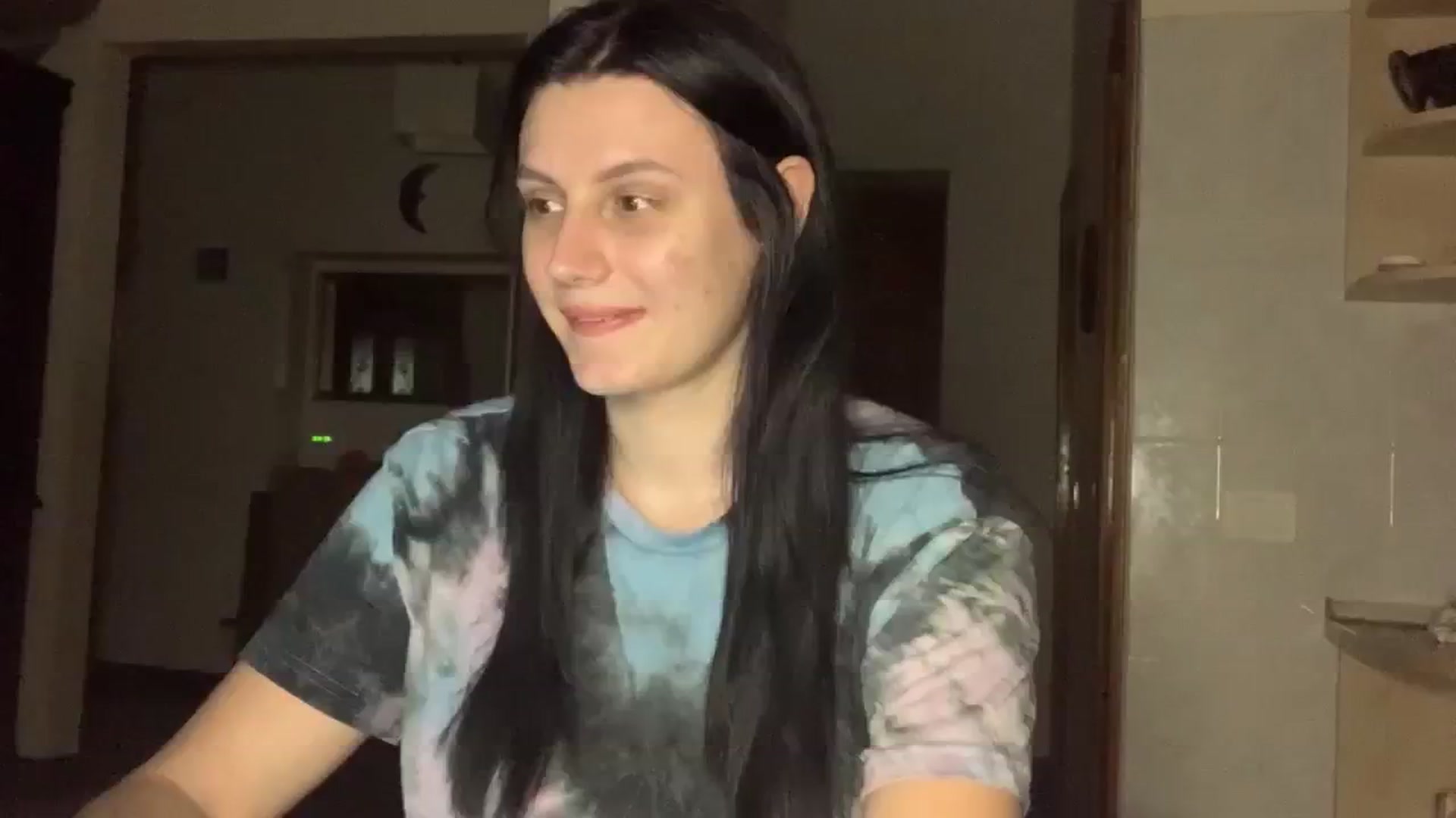 Gallery image thumbnail from PotatoChipss's myfreecams stream on, 10/28/2024, 21:40 image 19 of 20