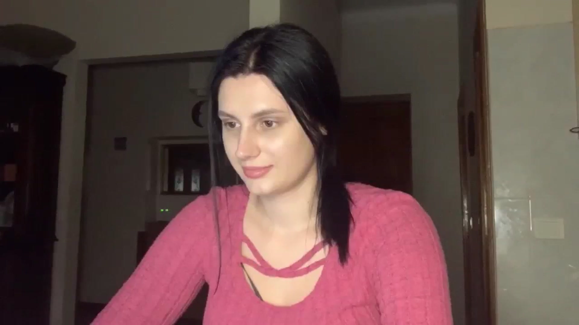Gallery image thumbnail from PotatoChipss's myfreecams stream on, 11/03/2024, 20:53 image 16 of 20