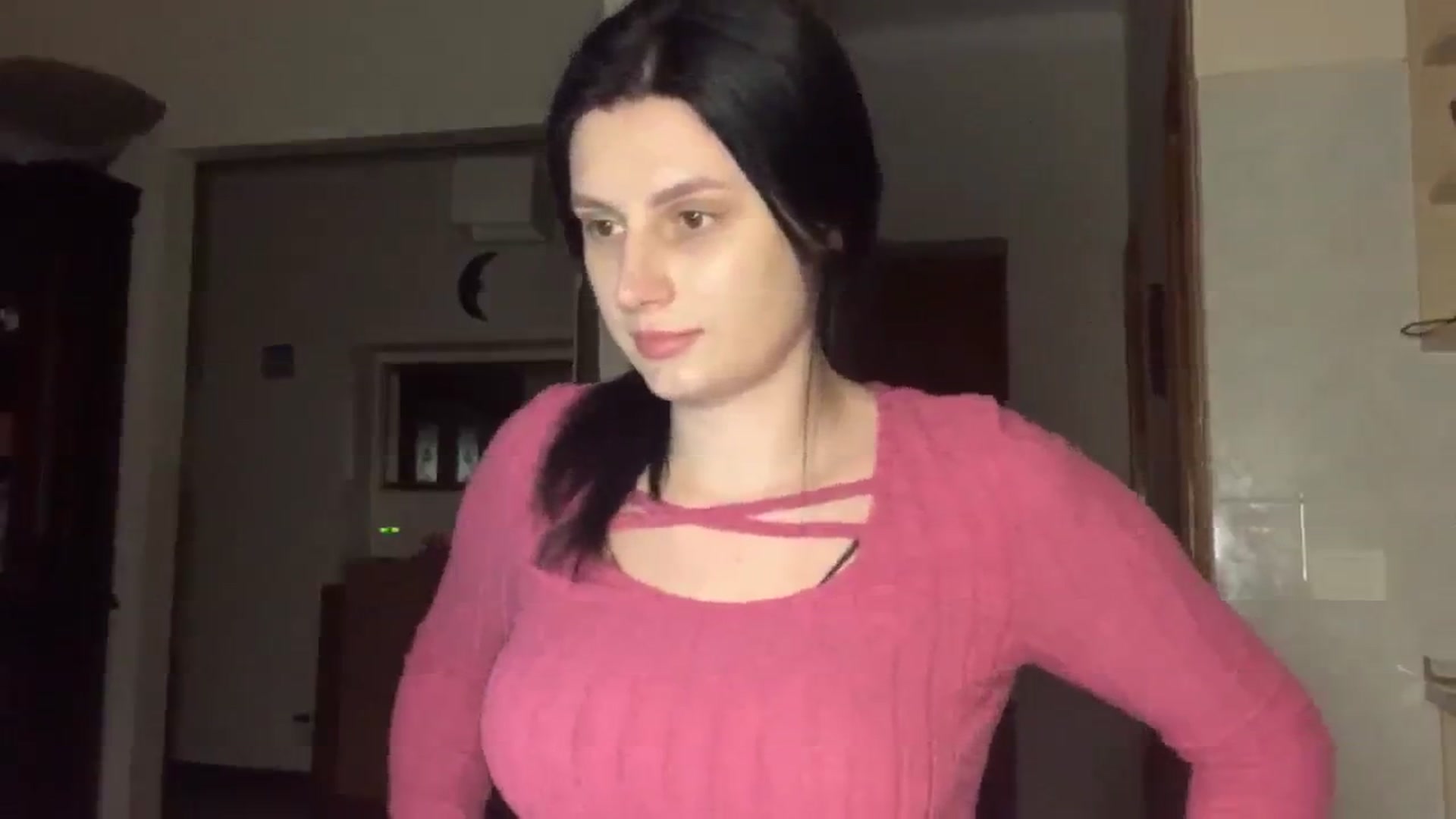 Gallery image thumbnail from PotatoChipss's myfreecams stream on, 11/03/2024, 20:53 image 4 of 20