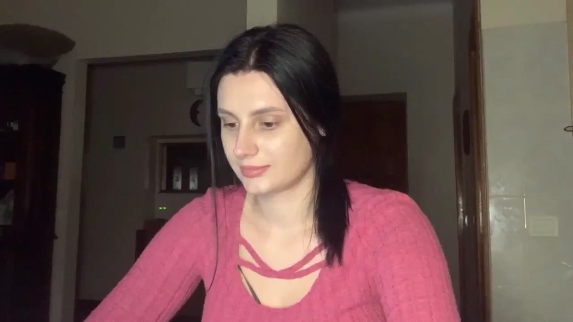 Gallery image thumbnail from PotatoChipss's myfreecams stream on, 11/03/2024, 20:53 image 19 of 20