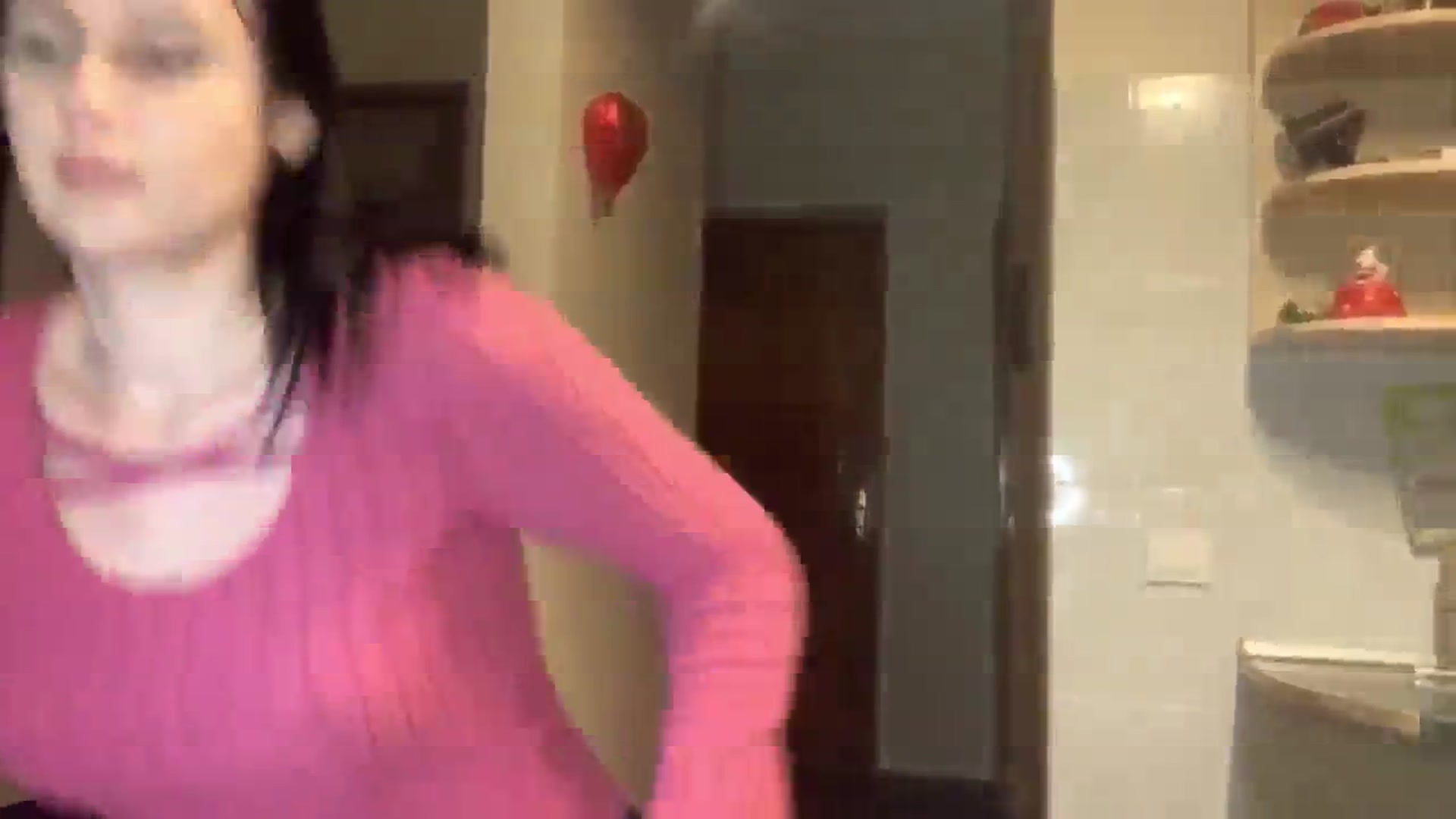 Gallery image thumbnail from PotatoChipss's myfreecams stream on, 11/23/2024, 18:14 image 8 of 20