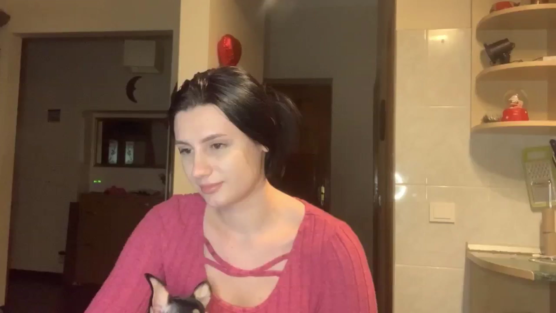 Gallery image thumbnail from PotatoChipss's myfreecams stream on, 11/23/2024, 19:30 image 7 of 20