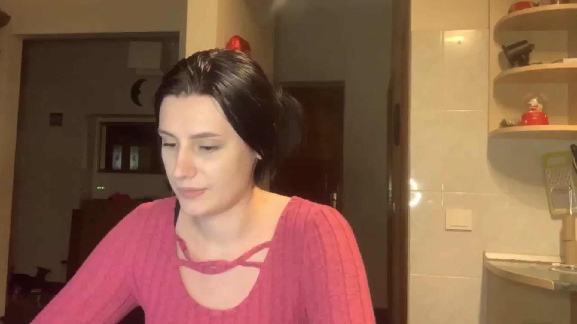 Gallery image thumbnail from PotatoChipss's myfreecams stream on, 11/23/2024, 19:30 image 11 of 20