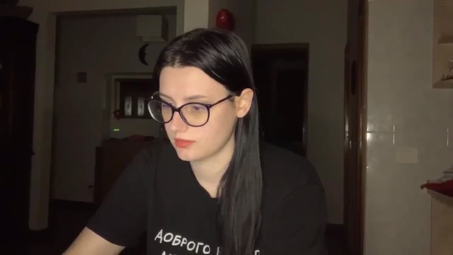 Gallery image thumbnail from PotatoChipss's myfreecams stream on, 12/16/2024, 19:03 image 18 of 20