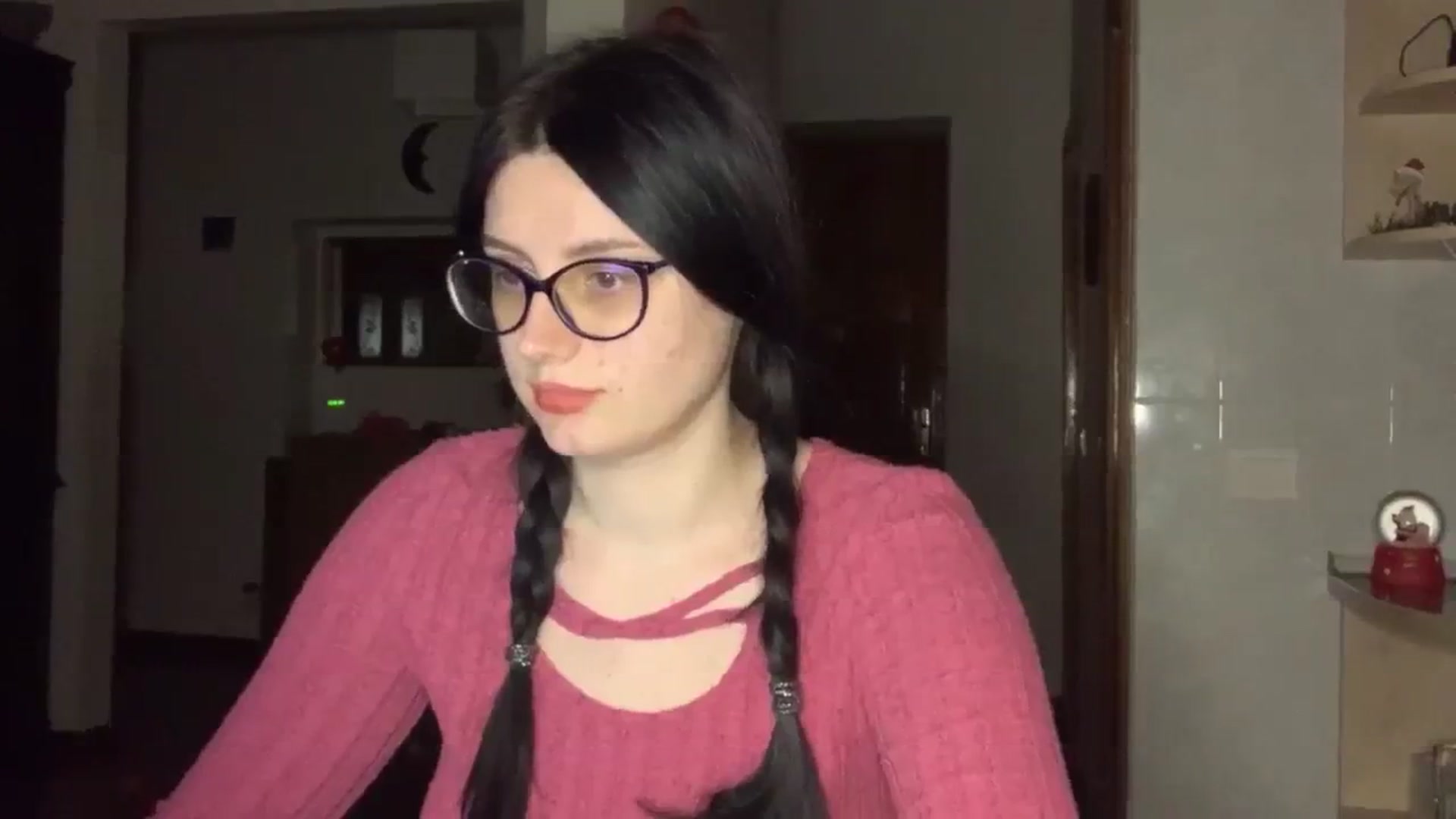 Gallery image thumbnail from PotatoChipss's myfreecams stream on, 12/21/2024, 19:29 image 20 of 20