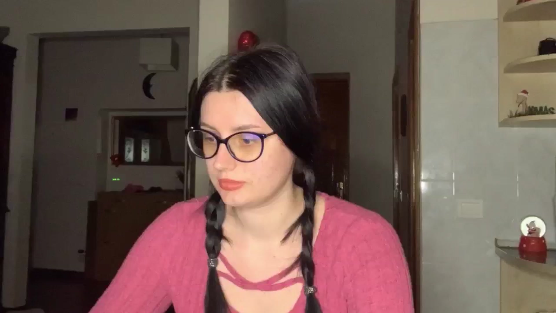 Gallery image thumbnail from PotatoChipss's myfreecams stream on, 12/22/2024, 18:51 image 20 of 20