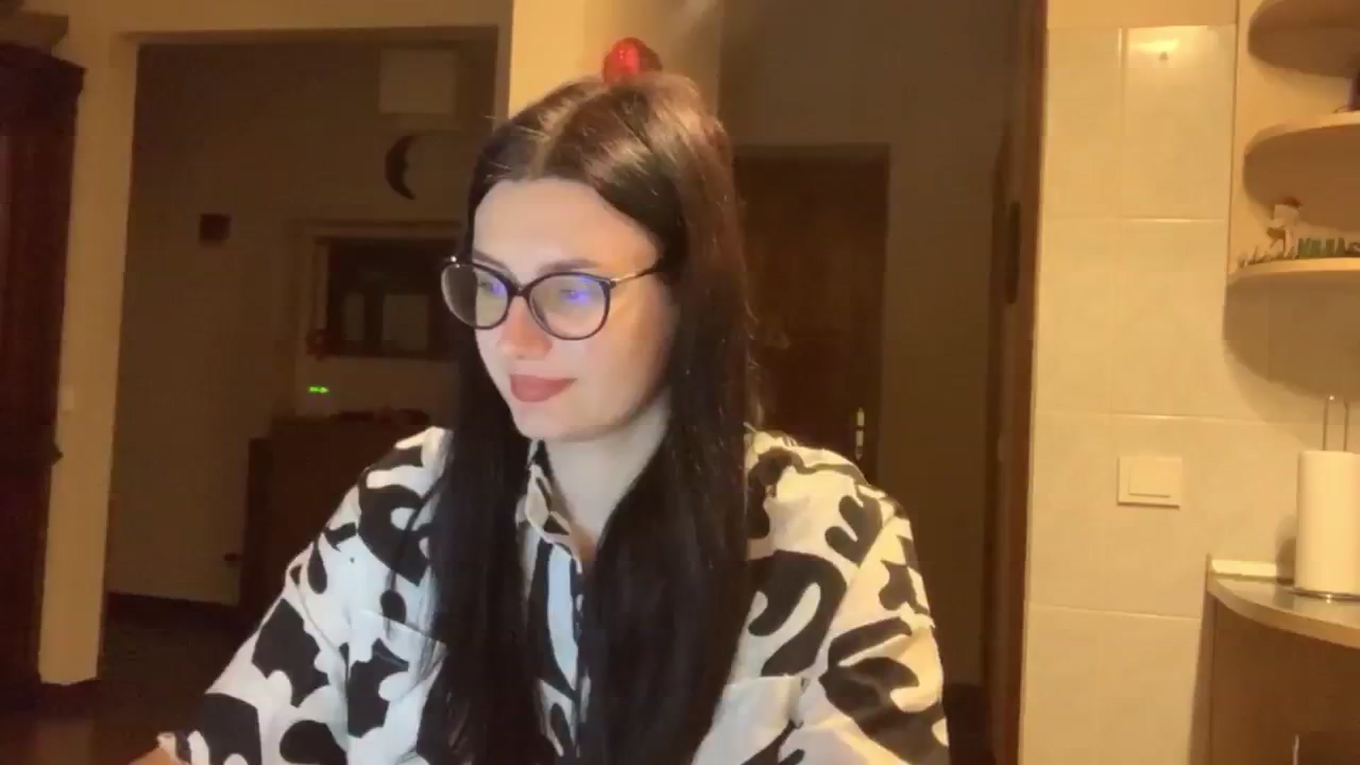 Gallery image thumbnail from PotatoChipss's myfreecams stream on, 12/27/2024, 19:49 image 11 of 20