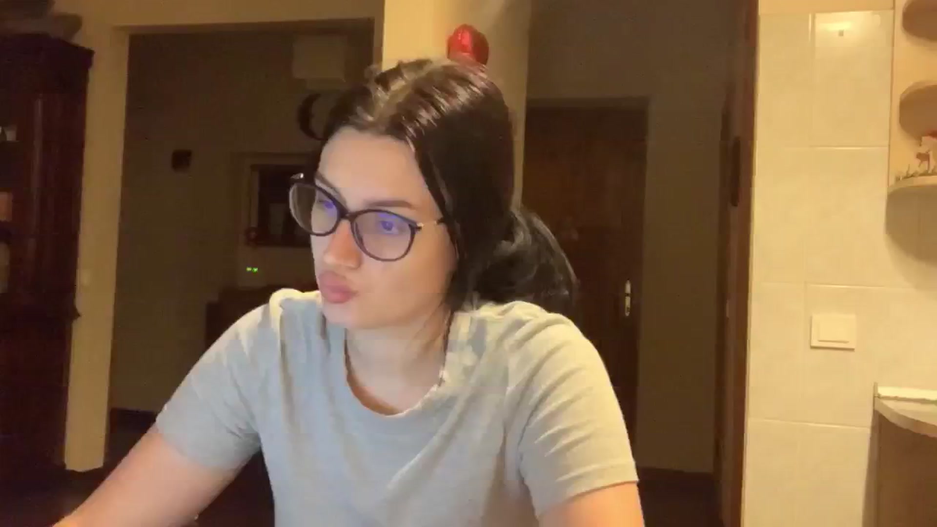 Gallery image thumbnail from PotatoChipss's myfreecams stream on, 12/28/2024, 21:02 image 20 of 20