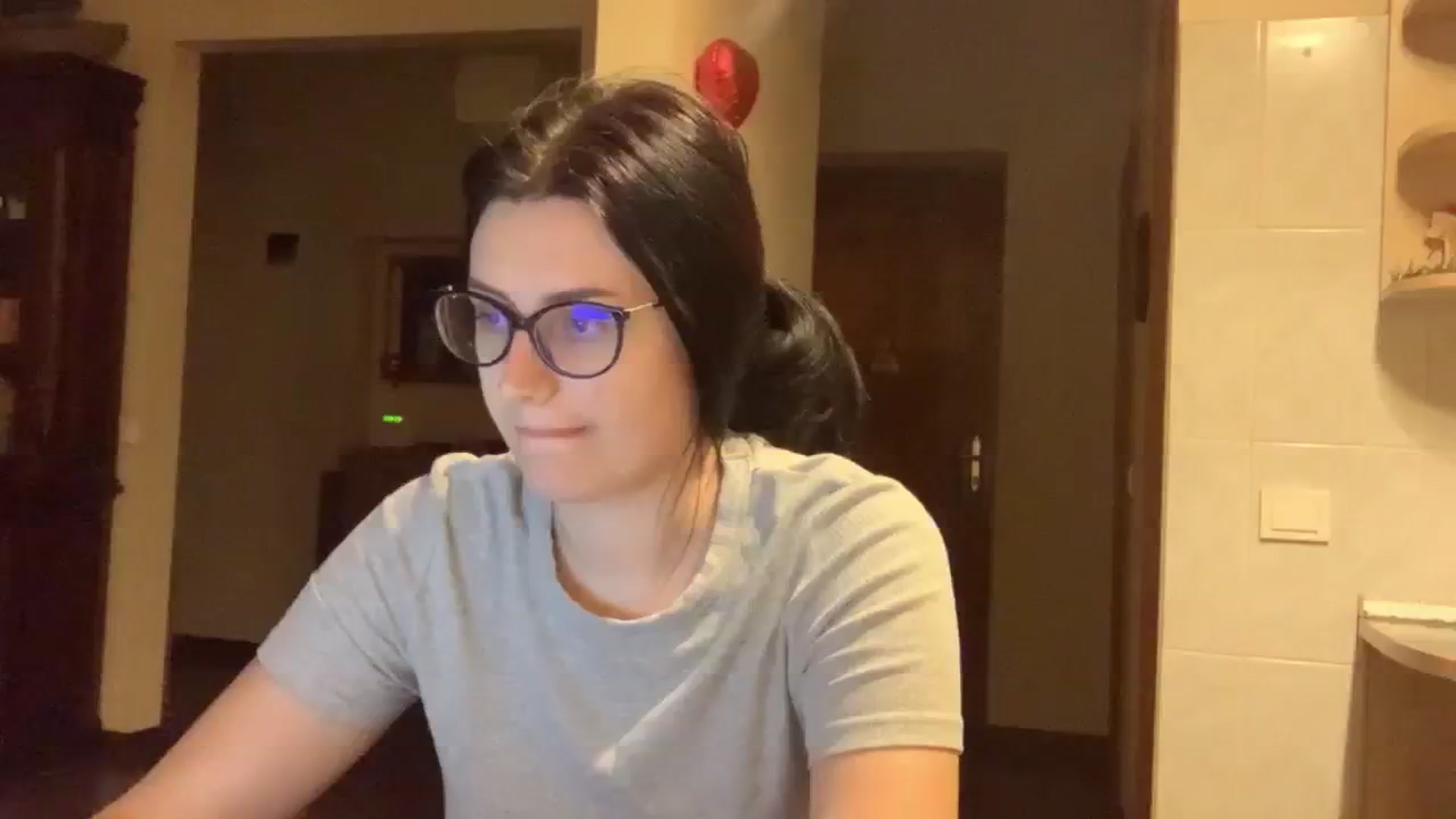 Gallery image thumbnail from PotatoChipss's myfreecams stream on, 12/28/2024, 21:02 image 17 of 20
