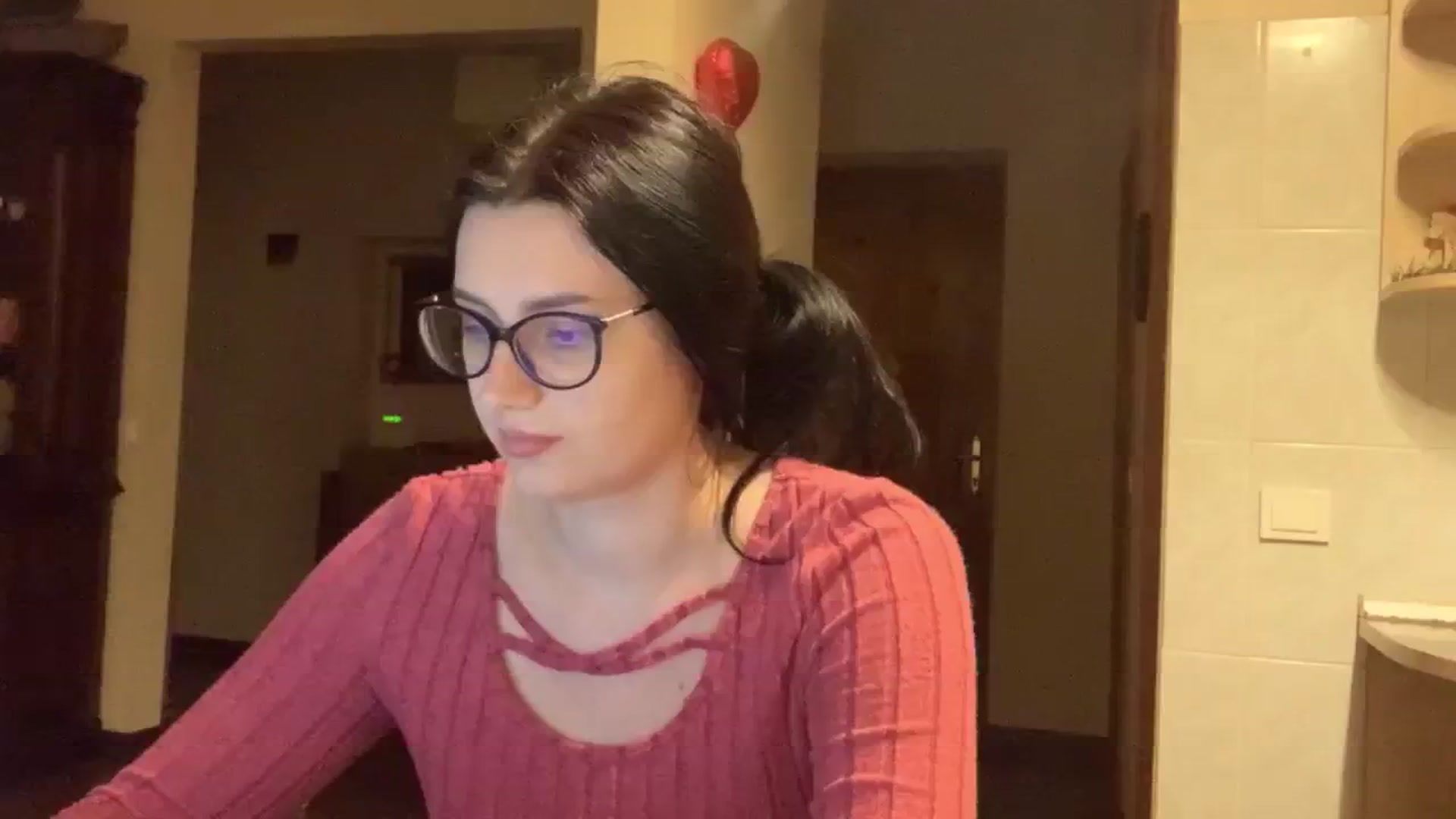 Gallery image thumbnail from PotatoChipss's myfreecams stream on, 12/28/2024, 21:02 image 9 of 20