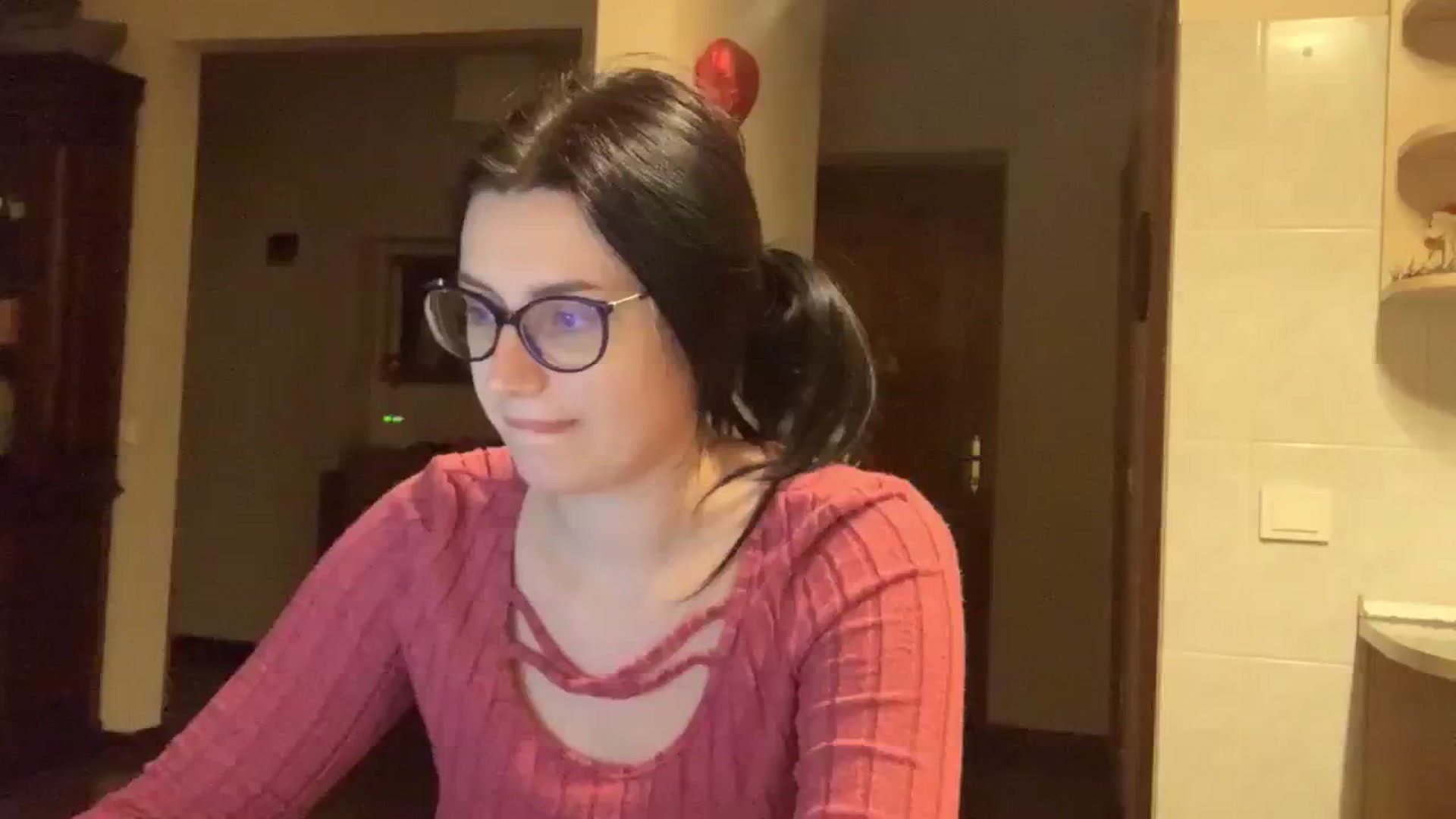 Gallery image thumbnail from PotatoChipss's myfreecams stream on, 12/28/2024, 21:02 image 2 of 20
