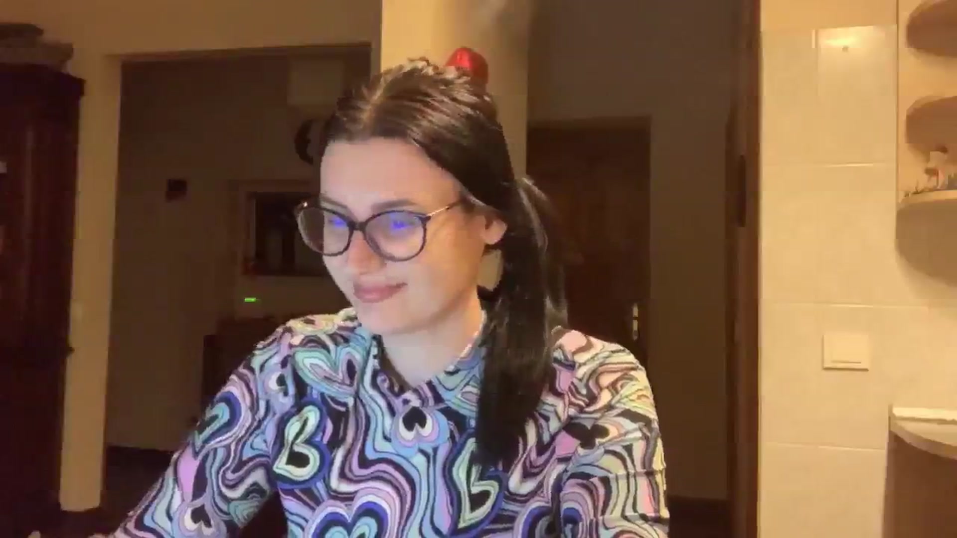 Gallery image thumbnail from PotatoChipss's myfreecams stream on, 12/29/2024, 19:44 image 17 of 20