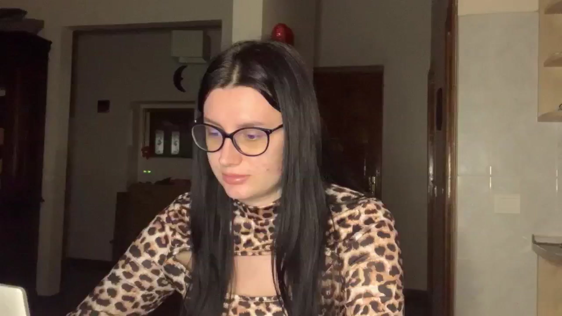 Gallery image thumbnail from PotatoChipss's myfreecams stream on, 01/13/2025, 21:11 image 11 of 20
