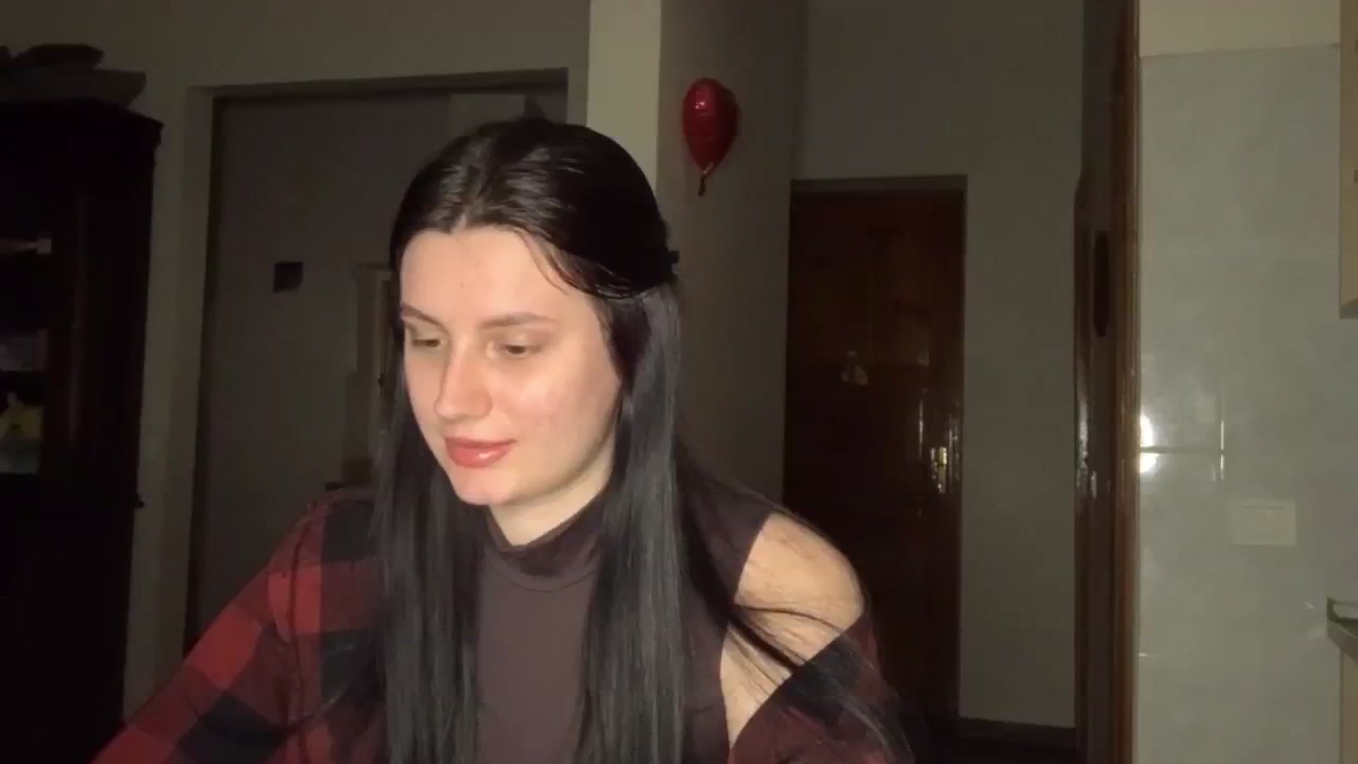Gallery image thumbnail from PotatoChipss's myfreecams stream on, 02/10/2025, 18:24 image 17 of 20
