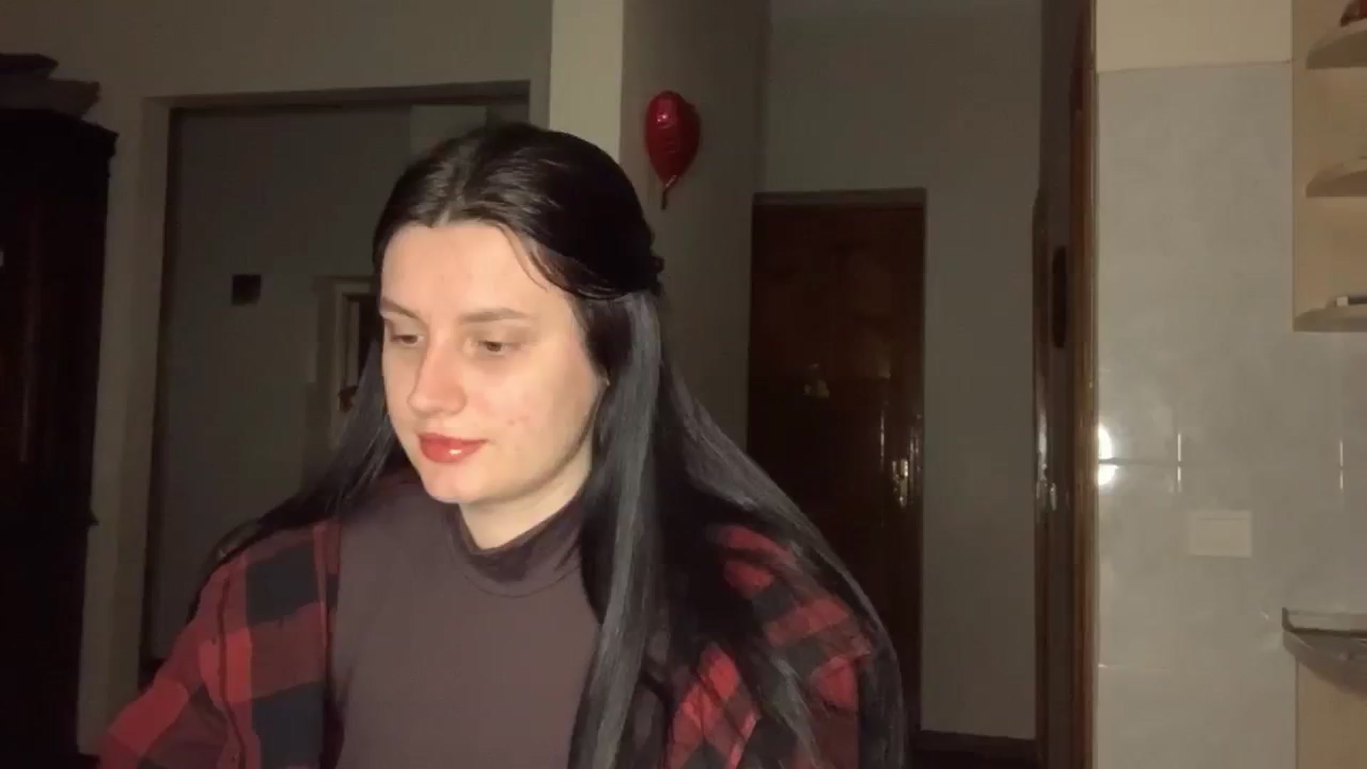 Gallery image thumbnail from PotatoChipss's myfreecams stream on, 02/10/2025, 18:24 image 2 of 20