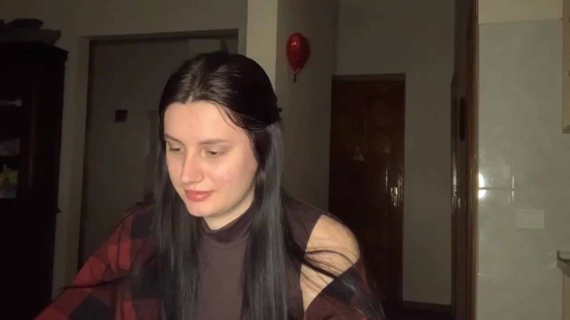 Gallery image thumbnail from PotatoChipss's myfreecams stream on, 02/10/2025, 18:24 image 16 of 20