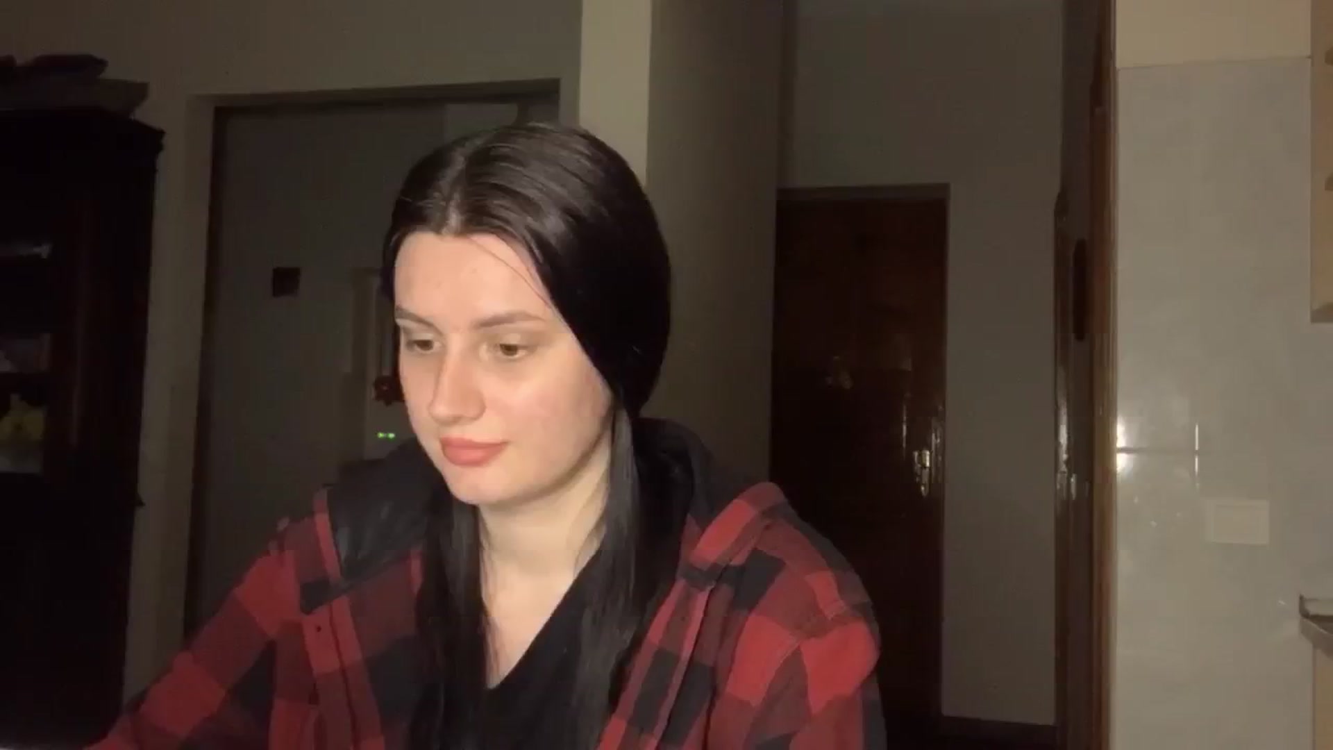 Gallery image thumbnail from PotatoChipss's myfreecams stream on, 02/27/2025, 22:31 image 16 of 20