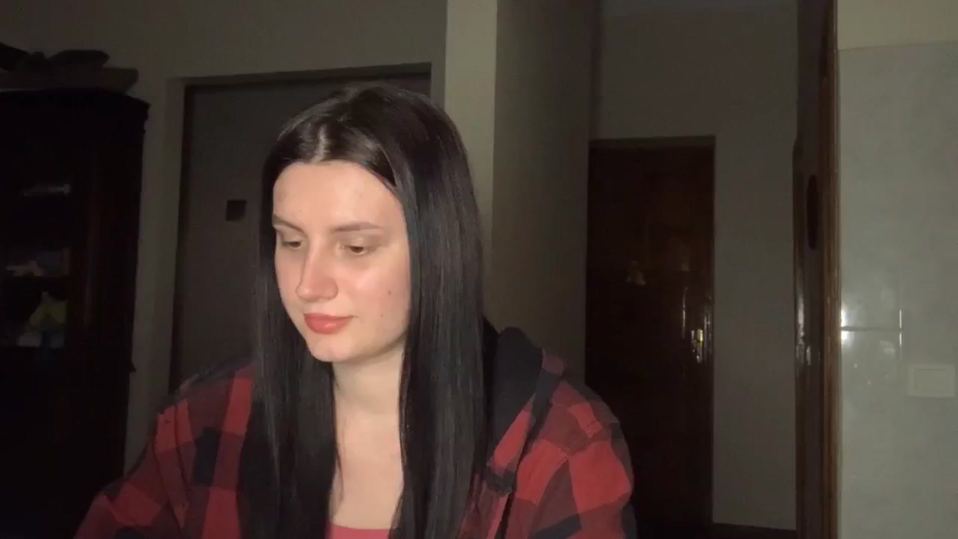 Gallery image thumbnail from PotatoChipss's myfreecams stream on, 03/03/2025, 21:24 image 14 of 20