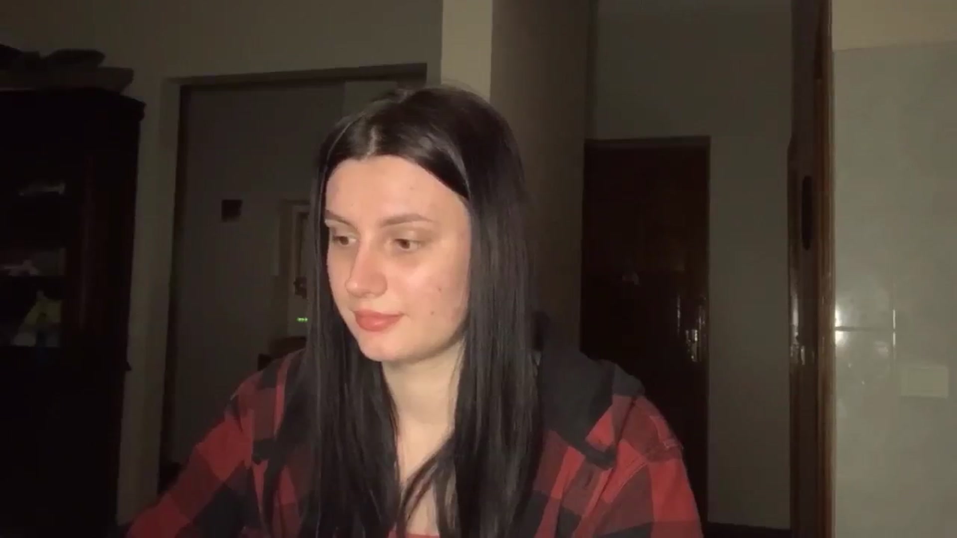 Gallery image thumbnail from PotatoChipss's myfreecams stream on, 03/03/2025, 22:19 image 19 of 20