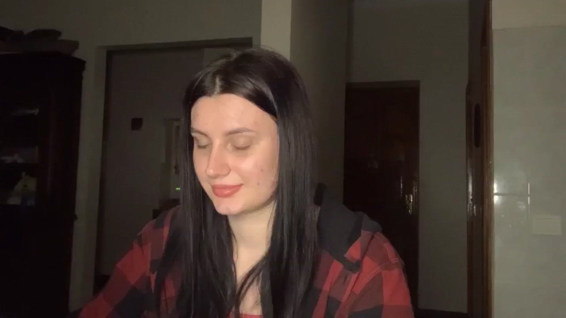 Gallery image thumbnail from PotatoChipss's myfreecams stream on, 03/03/2025, 22:19 image 18 of 20