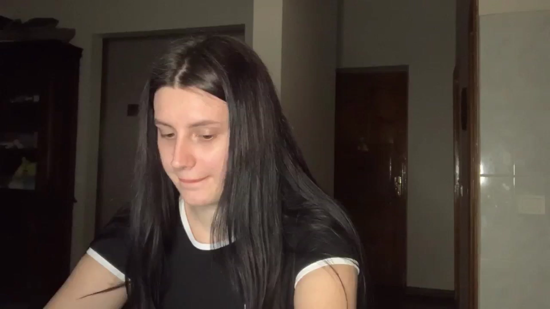 Gallery image thumbnail from PotatoChipss's myfreecams stream on, 03/09/2025, 19:19 image 11 of 20
