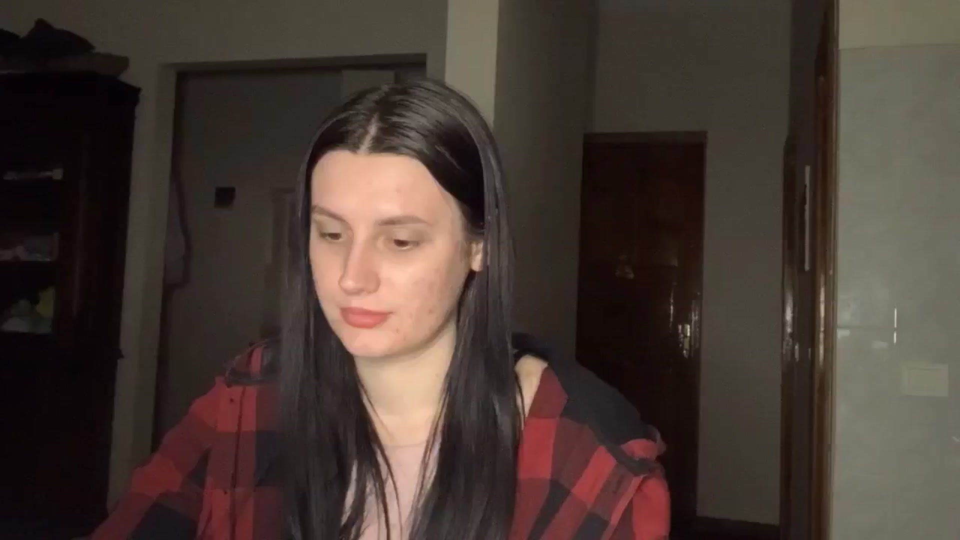 Gallery image thumbnail from PotatoChipss's myfreecams stream on, 03/28/2025, 19:57 image 19 of 20