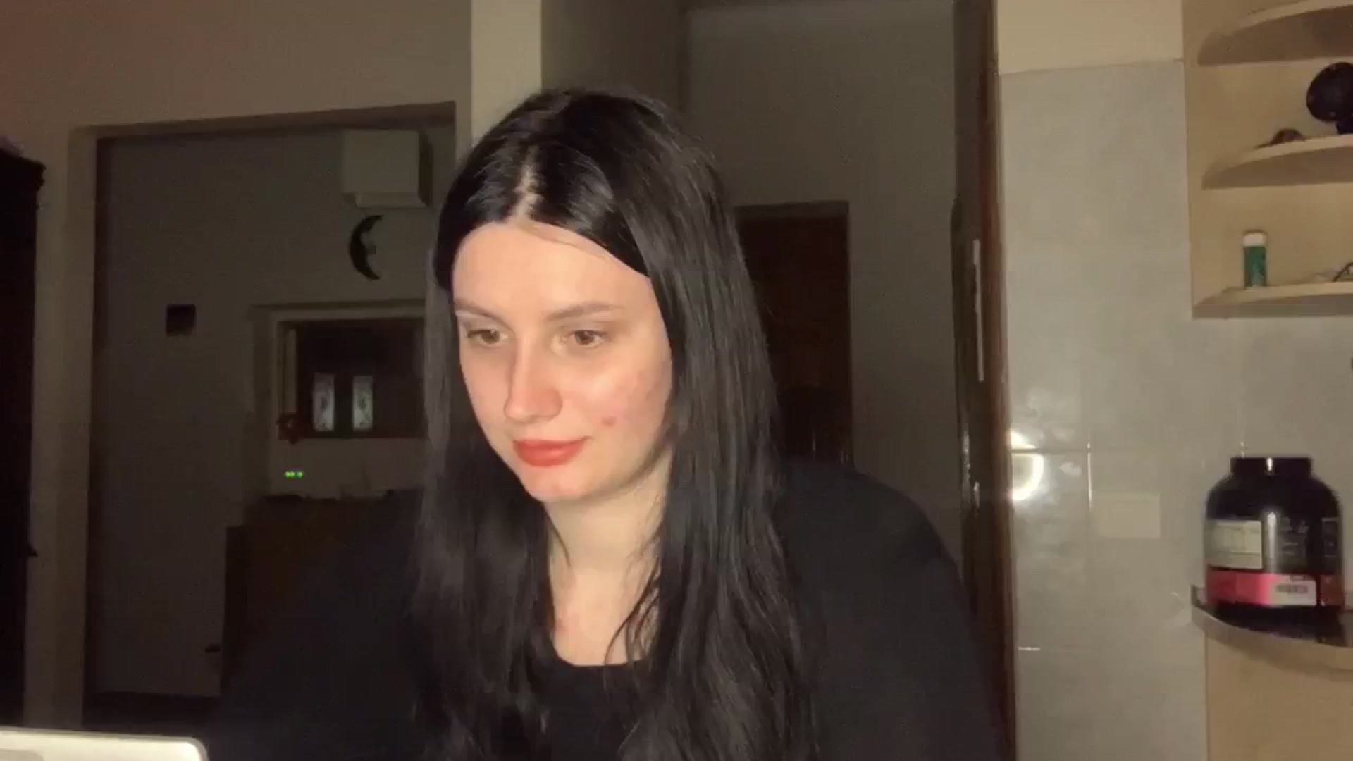 Gallery image thumbnail from PotatoChipss's myfreecams stream on, 05/18/2025, 18:11 image 6 of 20