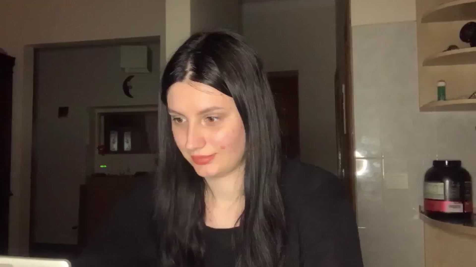 Gallery image thumbnail from PotatoChipss's myfreecams stream on, 05/18/2025, 18:11 image 17 of 20