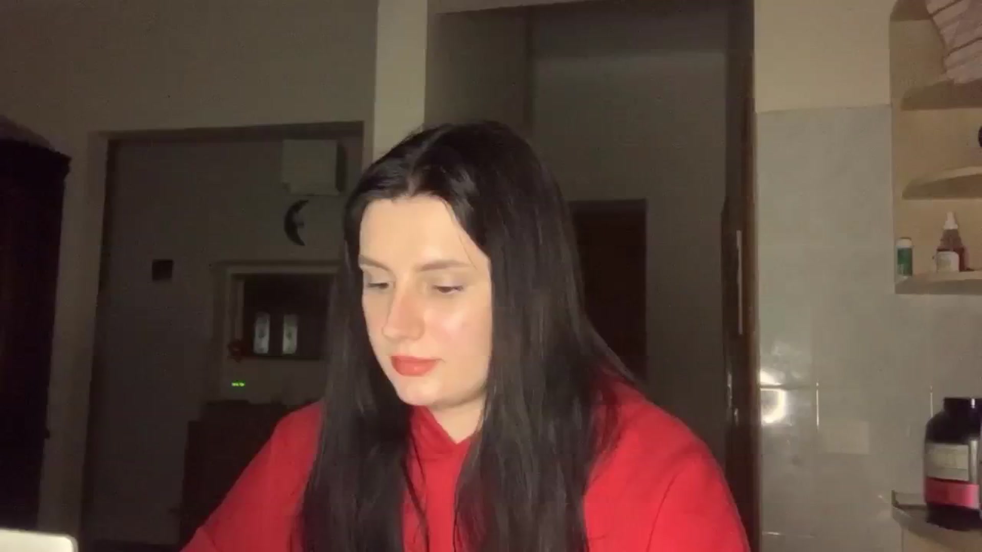 Gallery image thumbnail from PotatoChipss's myfreecams stream on, 05/24/2025, 20:32 image 7 of 20