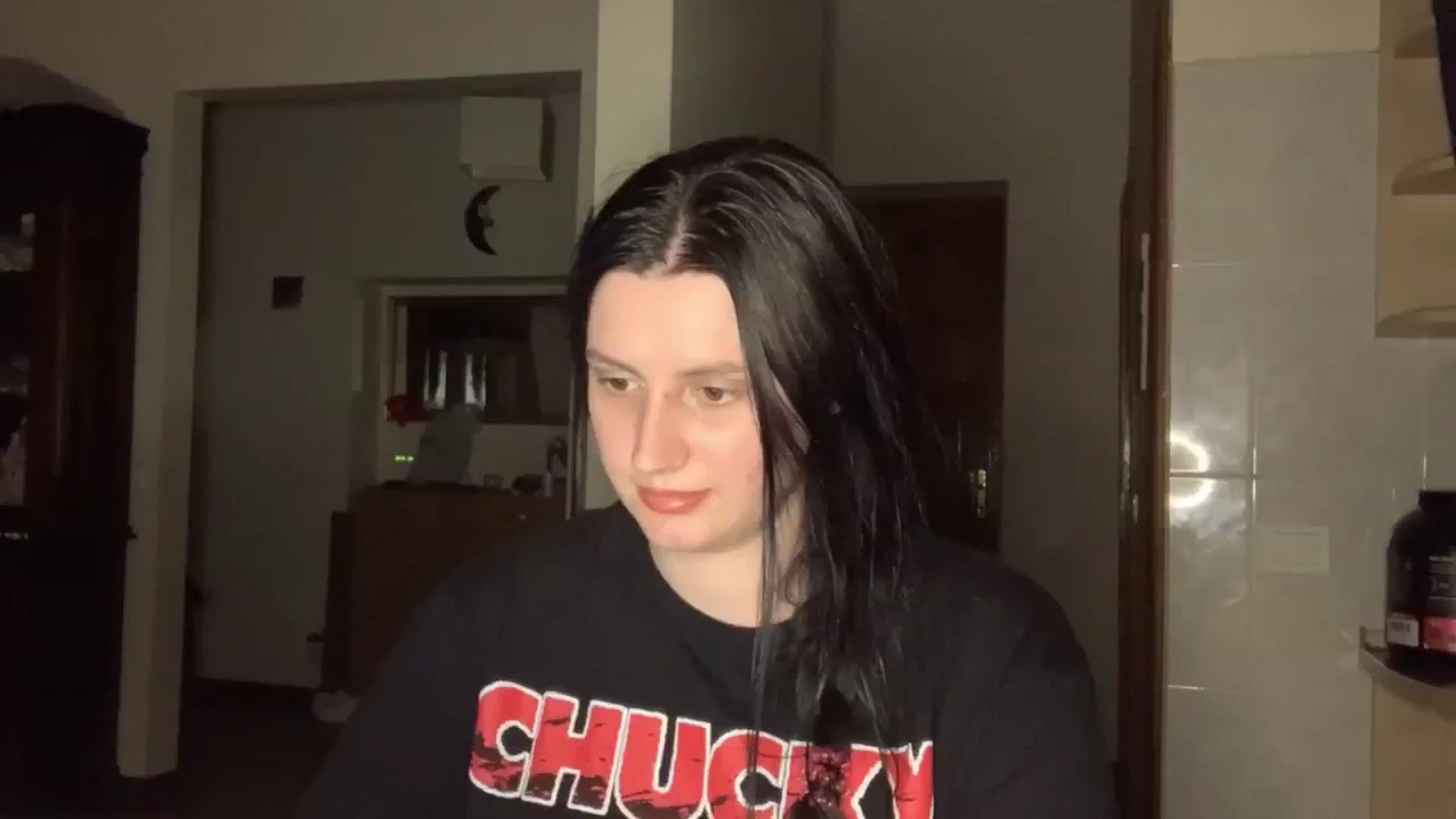 Gallery image thumbnail from PotatoChipss's myfreecams stream on, 08/04/2025, 18:23 image 17 of 20